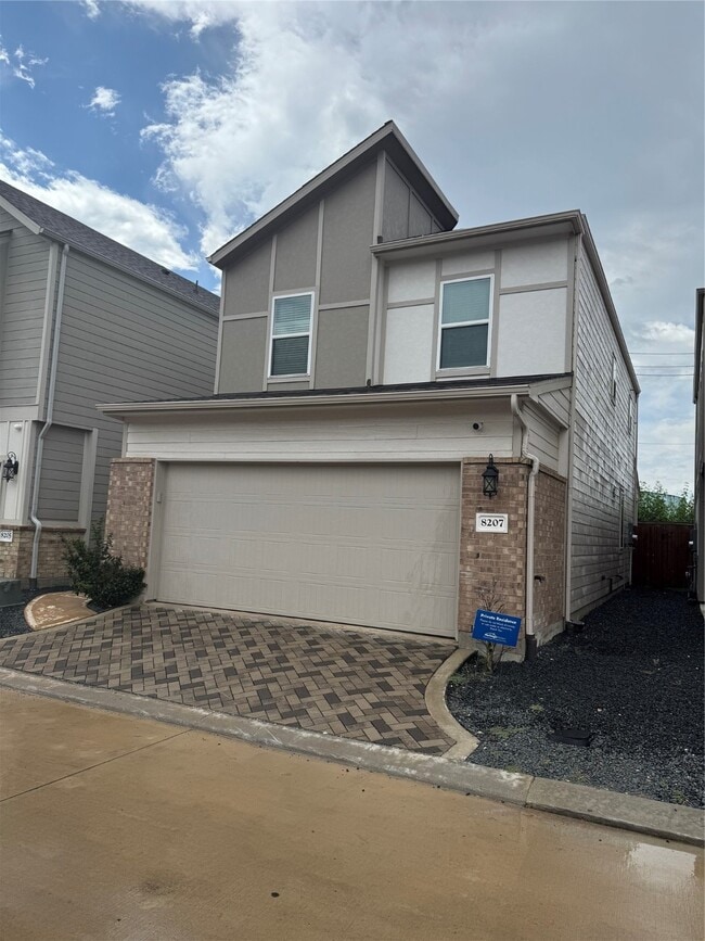 Building Photo - 8207 Rising Stream Dr Rental