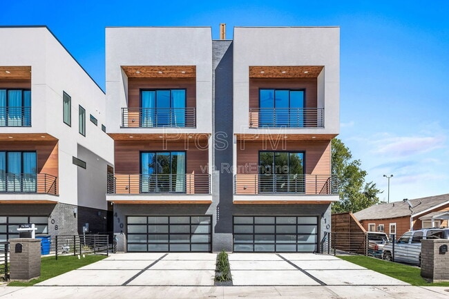 Building Photo - 410 Avenue L