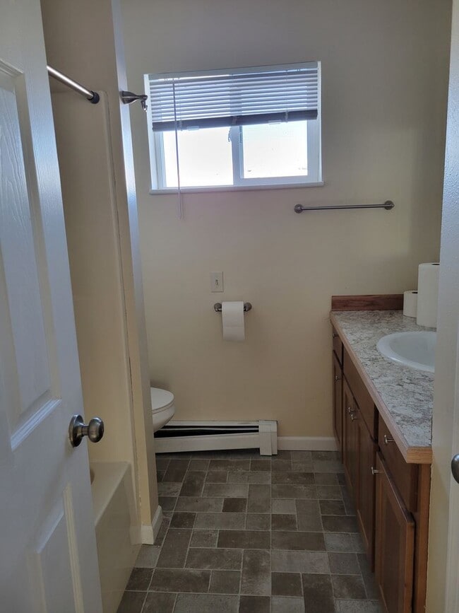 Photo - 105 E Jefferson Ave Unit 105 East Jefferson  B