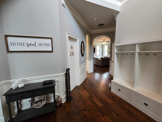 Photo - 534 Oconee Cir