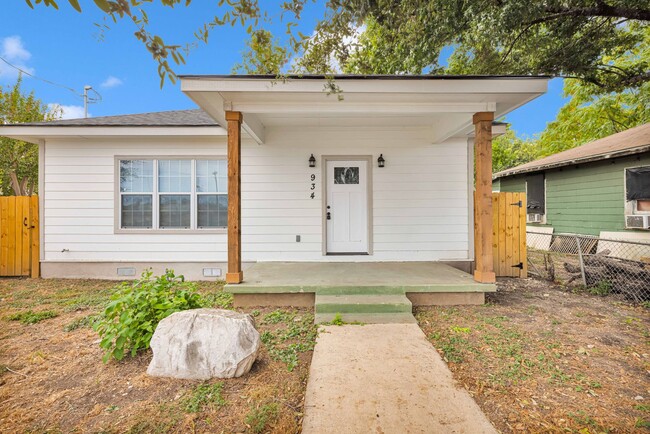 Beautiful Rental in Dignowity Hill! - Beautiful Rental in Dignowity Hill!