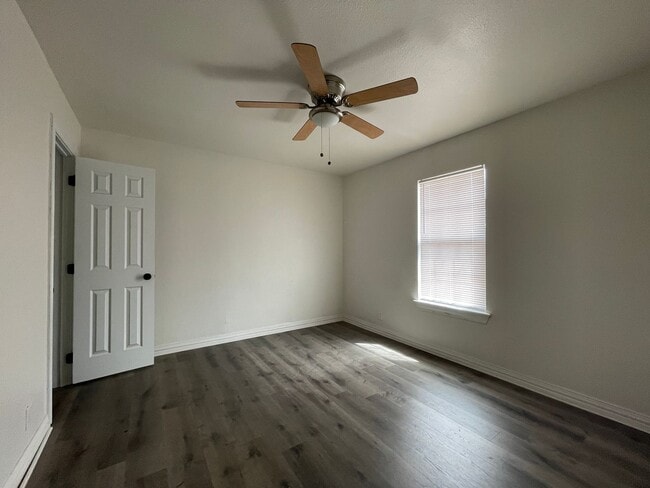 Photo - Cozy 2-Bedroom Home in Snyder, TX – Move-In Ready & Waiting for You!