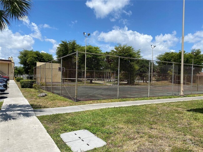 Photo - 2840 NW 55th Ave Unit 2D