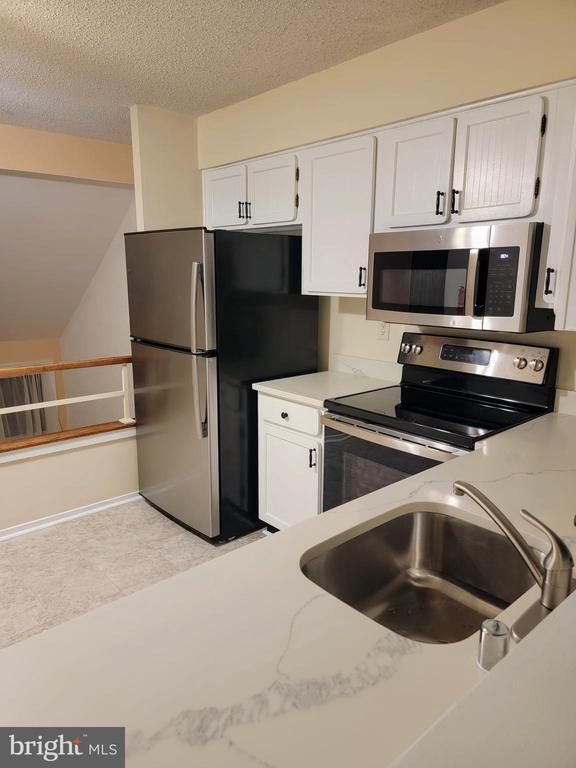 Photo - 20573 Summersong Ln