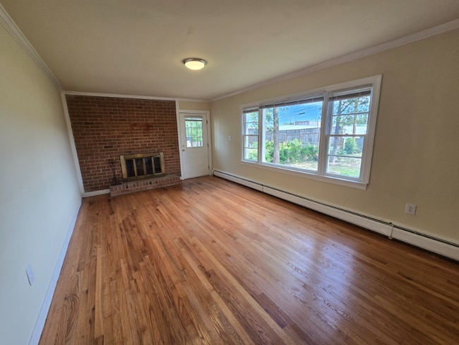 Photo - 6012 Mann Ave