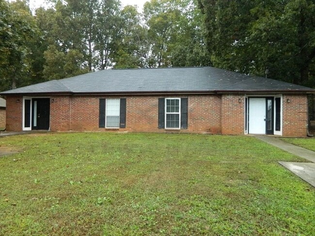 Photo - 541 Timber Ridge Ct House