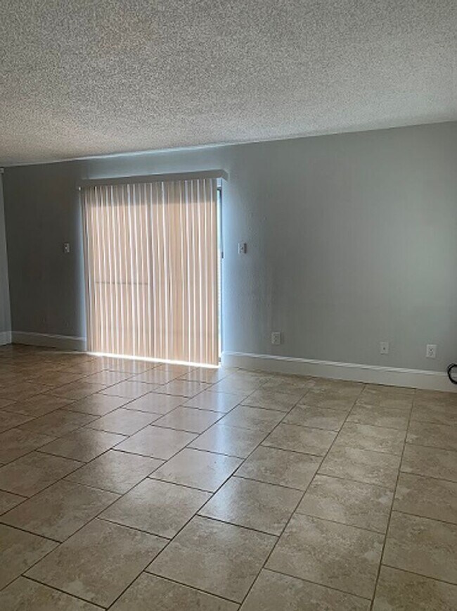 Photo - 2 bed 2 bath Condo Walking Distance to SFA!