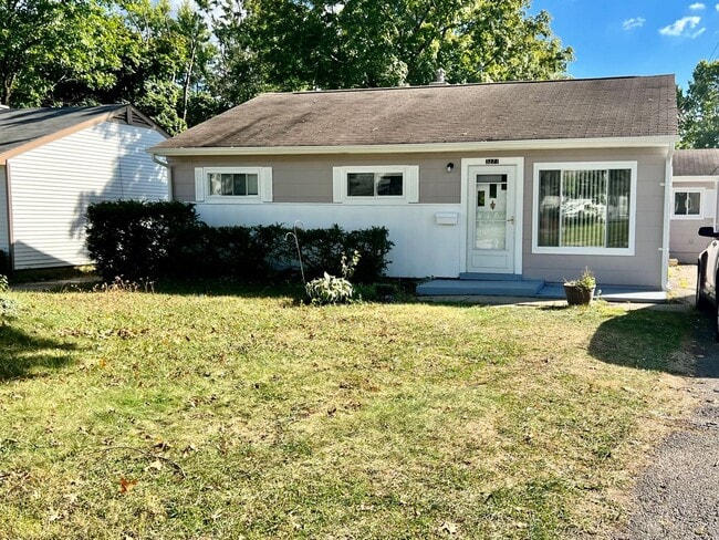 Building Photo - 3271 Rinda Ln