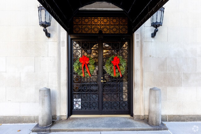 Entrance - 45 E 9th St