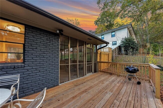 Photo - 3390 Creek Valley Dr SE