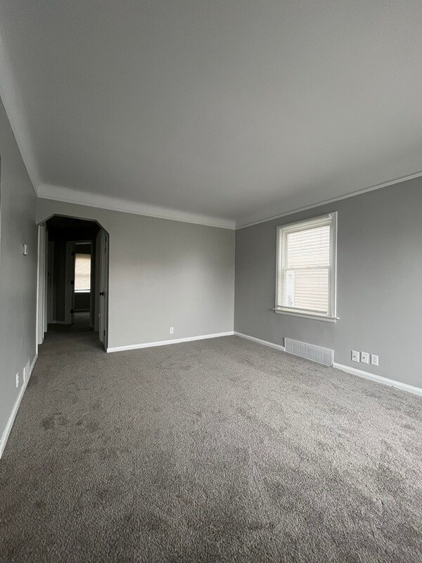 Photo - 1126 Mill St