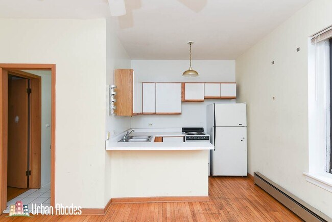 Photo - 604 W Barry Ave Unidad M06B