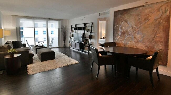 Photo - 9195 Collins Ave Unidad 811