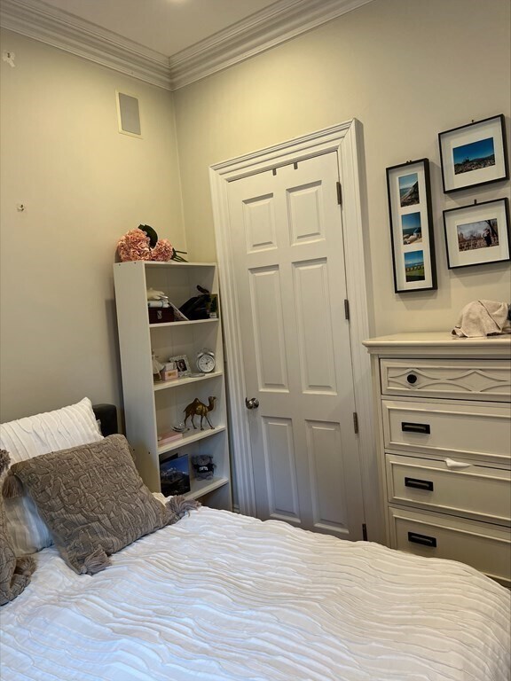 Photo - 34 Greenwich Park Unit 2