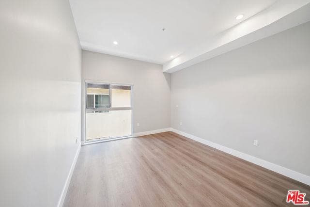 Photo - 1223 Hayworth Ave Unit 9