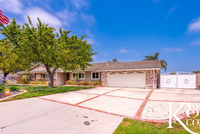 Building Photo - 1612 San Rafael Way Rental
