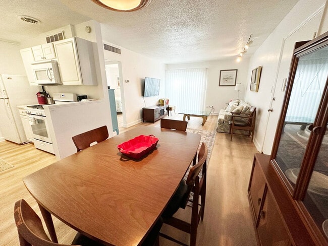 Photo - 1700 SW 16th Ct Unidad ID1359106P