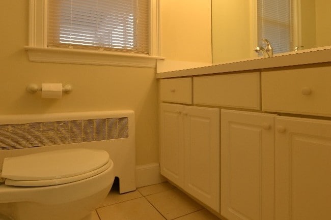 94 Undine Rd Unit 100