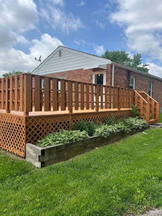 Photo - 9100 Stansberry Ave