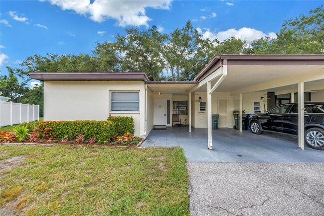 6232 Green View Cir