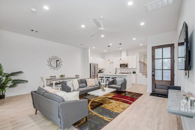 Photo - 4109 Hare St Unit ID1019559P