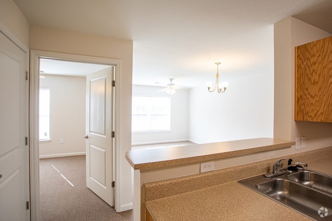 1BR, 1BA
