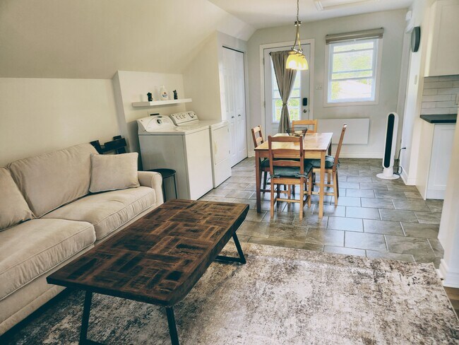 Photo - 16 Rue Archambault Unit 2