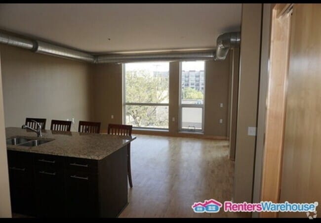Building Photo - 1211 Lagoon Ave Rental