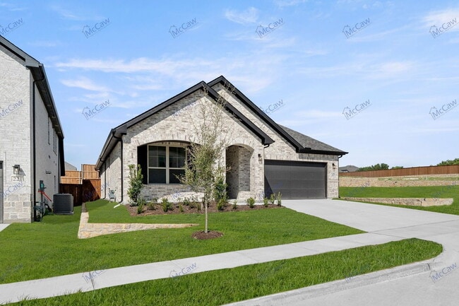 Photo - 225 Whitetail Dr