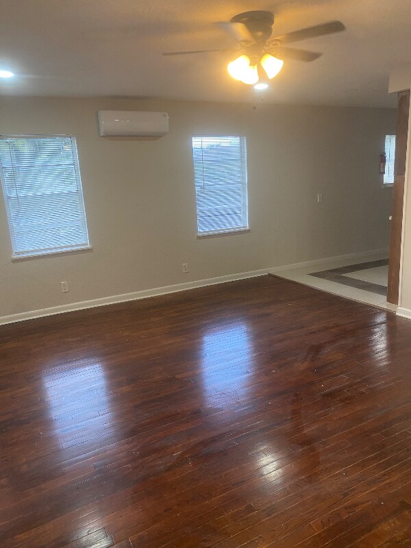 Photo - 1930 W Dallas St Unidad 2