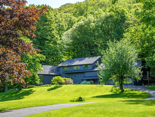 Photo - 110 Geer Mountain Rd