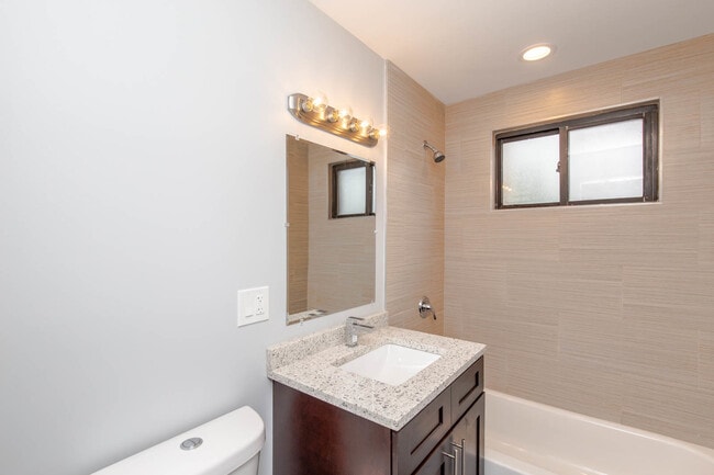 Photo - 6801 N Ridge Blvd Unit BSM