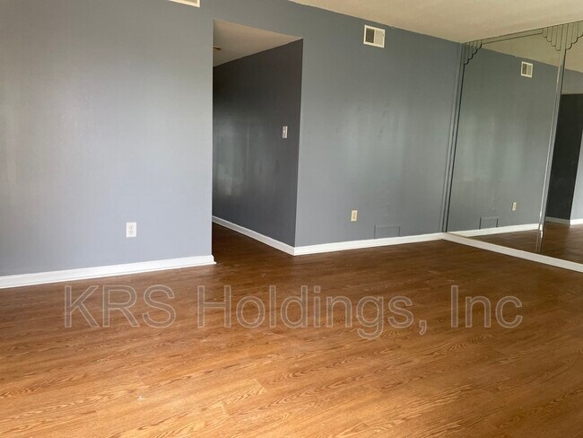 Photo - 3329 Weeping Willow Ln