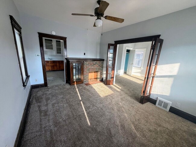 Photo - Schonfeld Holdings, LLC (951 Royal Rd.) Unidad Upper