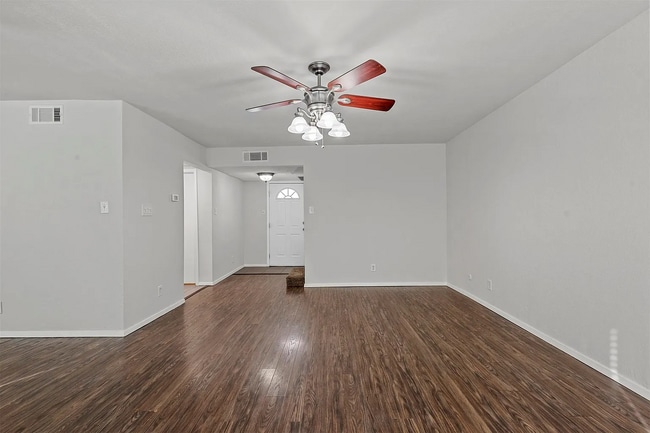 Photo - 6024 Westridge Ln