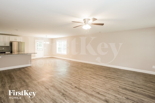 667 White Oaks Rd