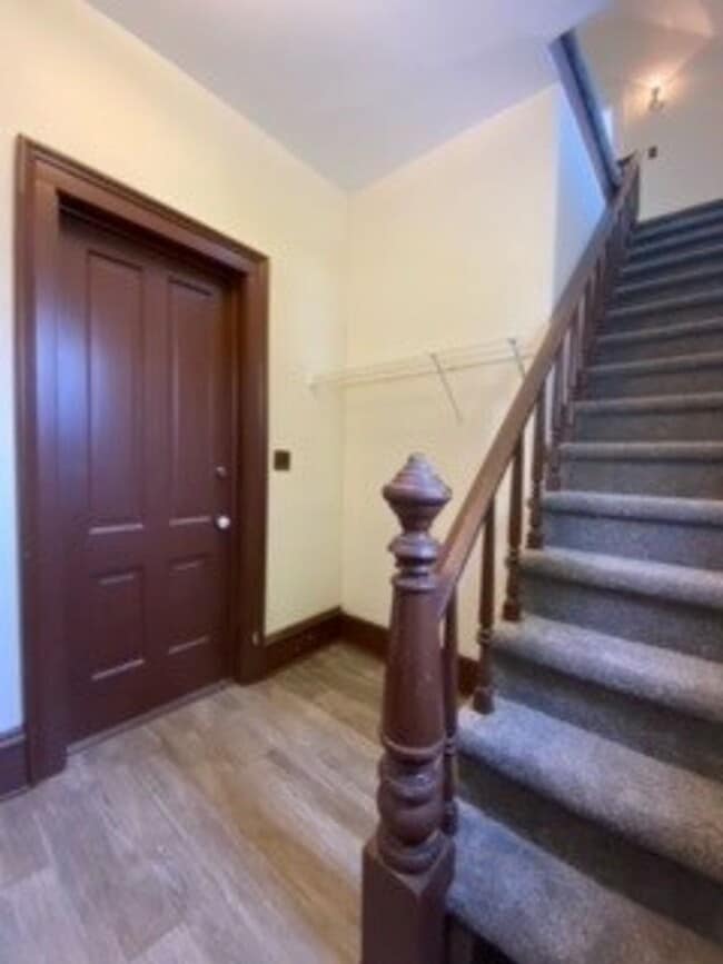 Photo - 813 S 8th St Unit Apt 1