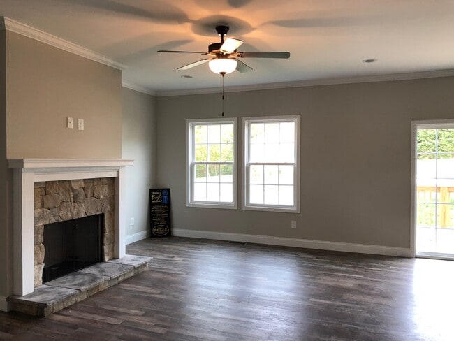 Photo - 177 Ridge Pointe Dr