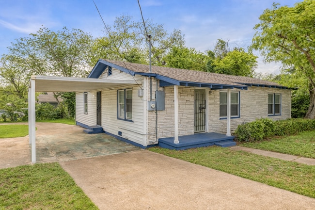 Photo - 1500 J J Flewellen Rd