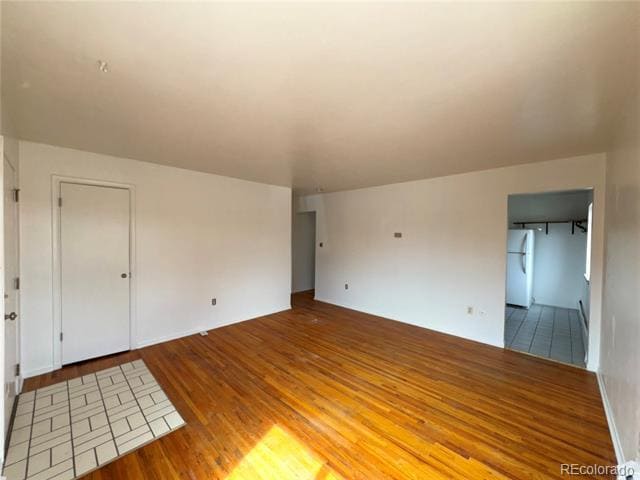 Photo - 3289 Benton St