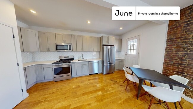 Photo - Room in Shared 5 bed/3 bath home Unit B