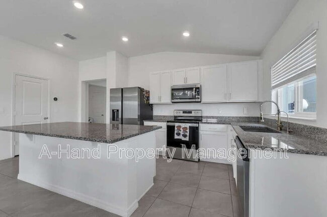 Photo - 3800 Whitetail Ct