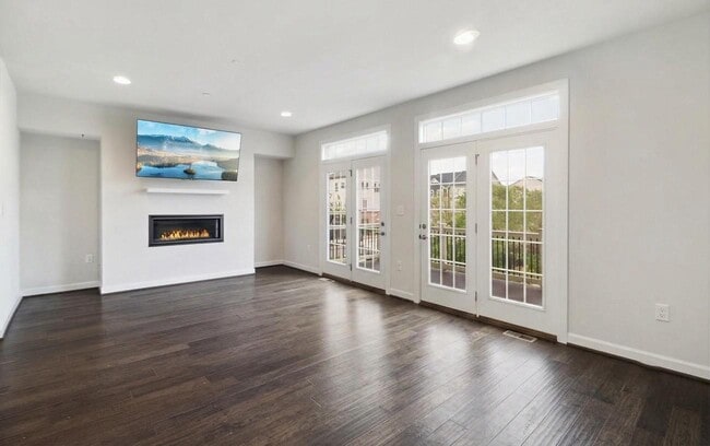 Photo - 2924 Middleham Ct