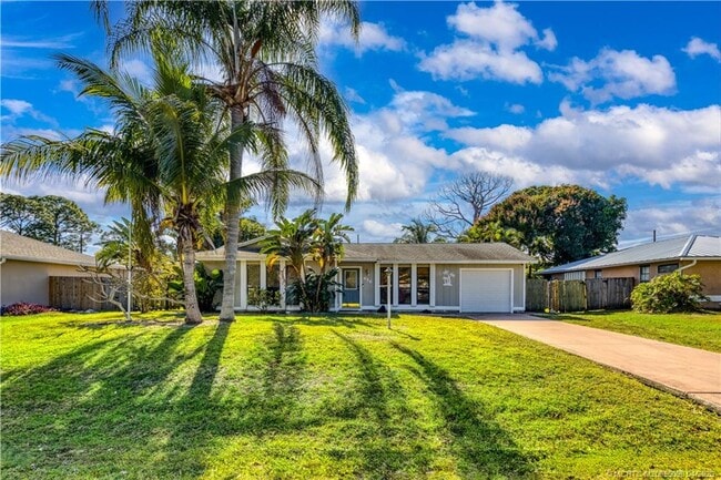 Photo - 656 SE Ron Rico Terrace