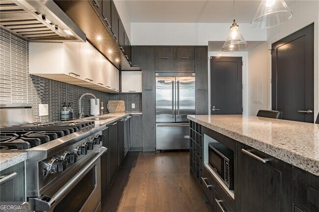 Photo - 1820 Peachtree St NW Unidad 1111