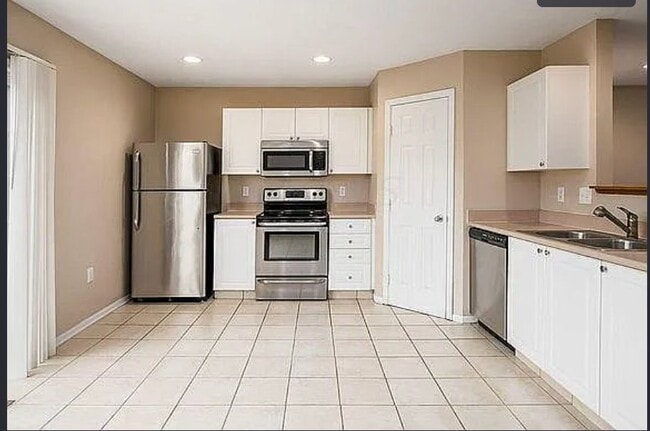 Photo - 6471 Crab Apple Dr