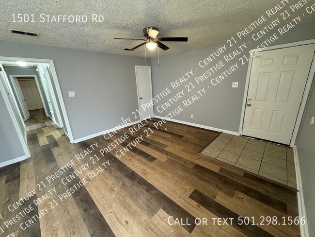 Photo - 1501 Stafford Rd