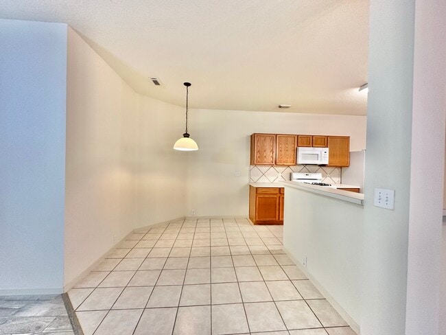 Photo - 18214 Wren Dale Ln