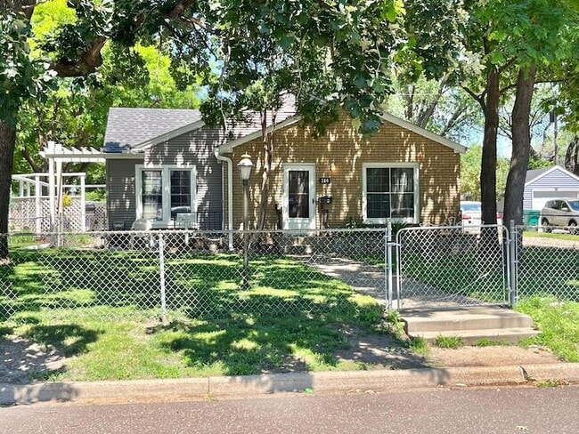 Photo - 316 W 64th St House