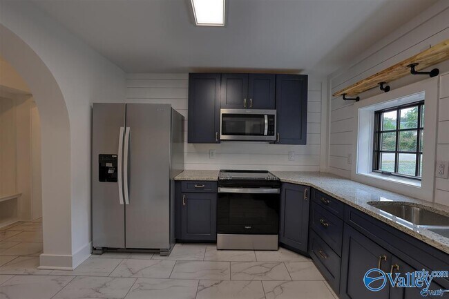 Photo - 1122 NE Wellman Ave Unit 4